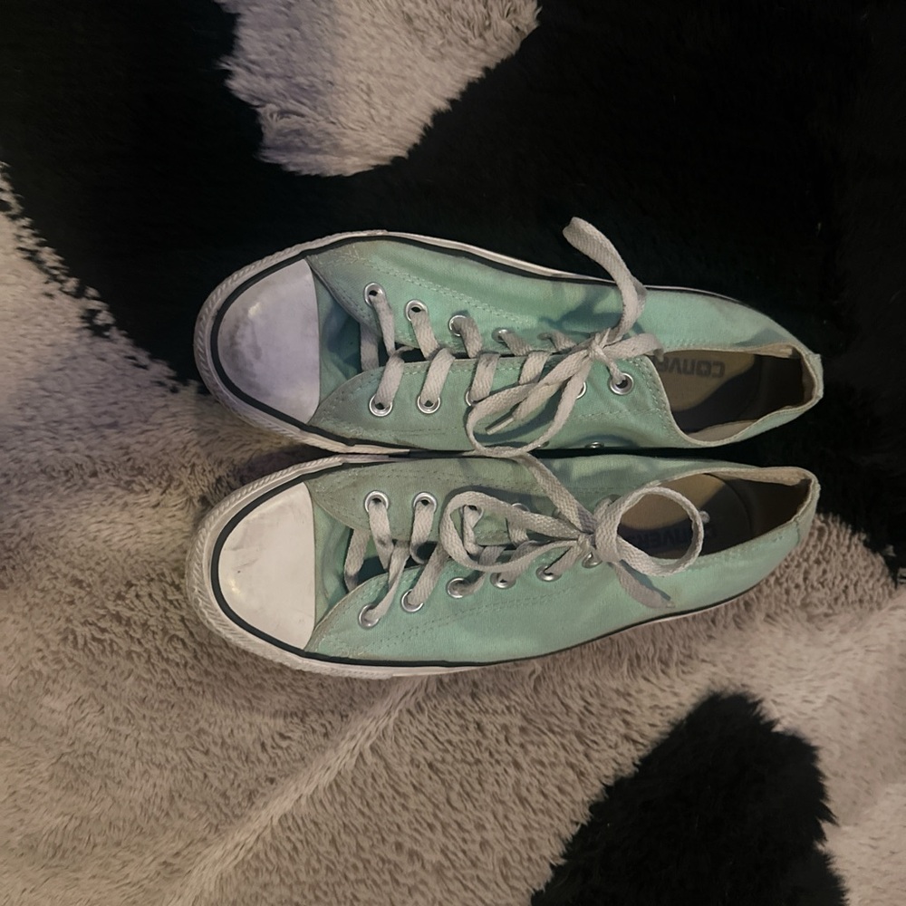 Mint Converse